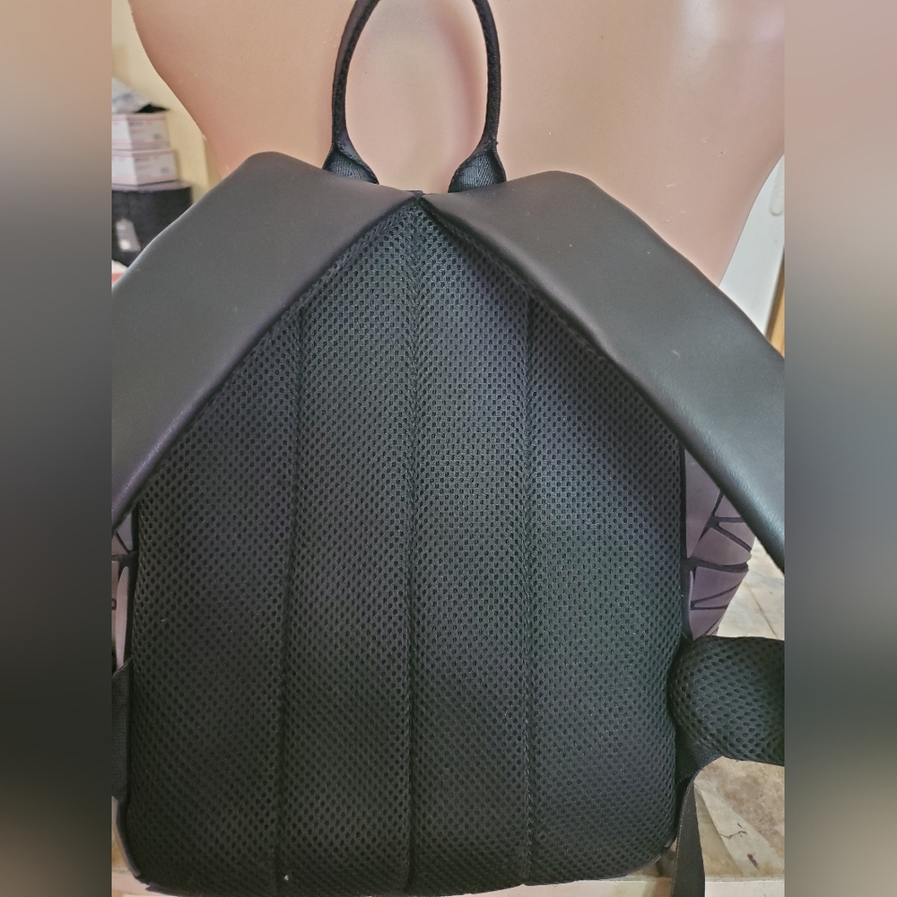 Geometric Handbag - Picture 5 of 6